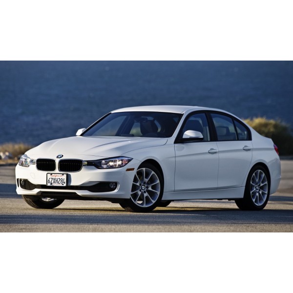 SUCATA BMW 320 2015 - CARRO BATIDO PARA VENDA DE PEÇAS 