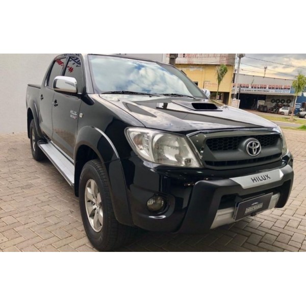 SUCATA HILUX 2010 3.0 - CARRO BATIDO PARA VENDA DE PEÇAS 