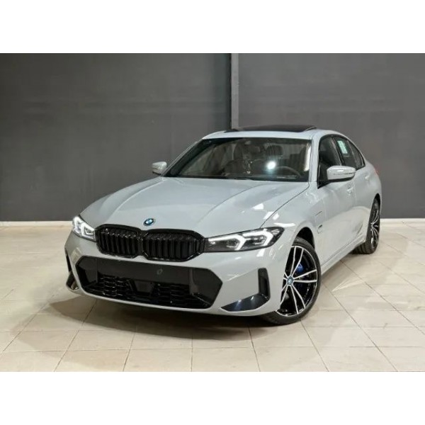 SUCATA BMW 330 2024 - CARRO BATIDO PARA VENDA DE PEÇAS 