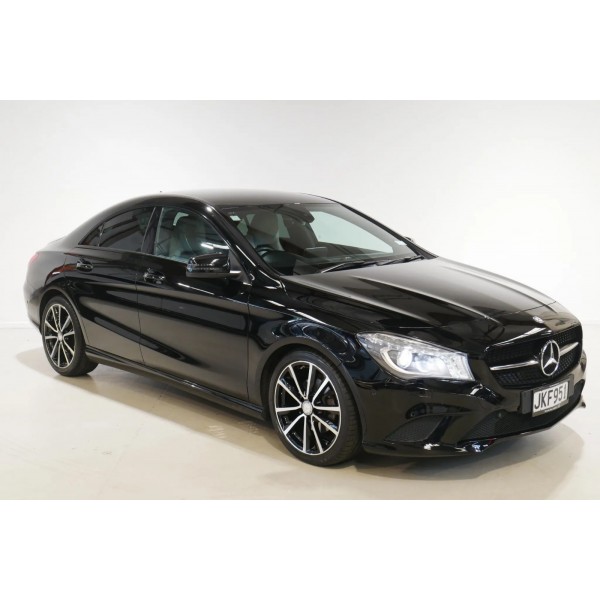 SUCATA MERCEDES CLA200 2014 - CARRO BATIDO PARA VENDA DE PEÇAS 