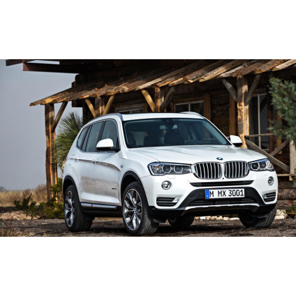 Sucata BMW X3 2015 - Carro batido para venda de peças