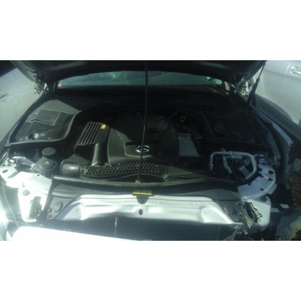 Sucata Mercedes CLS 2012 - Carro batido para venda de peças
