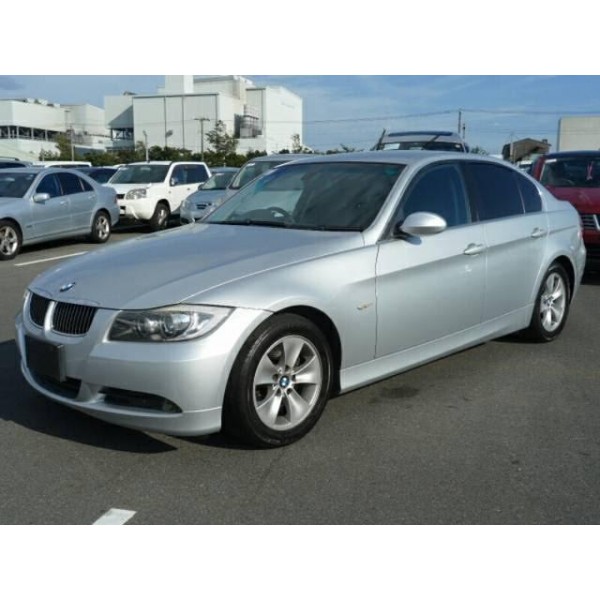 Sucata BMW 325 2007 - Carro Batido para Venda de Peças 