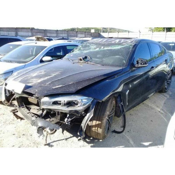 Sucata BMW X6 4.4 v8 2017 - Carro Batido para Venda de Peças 